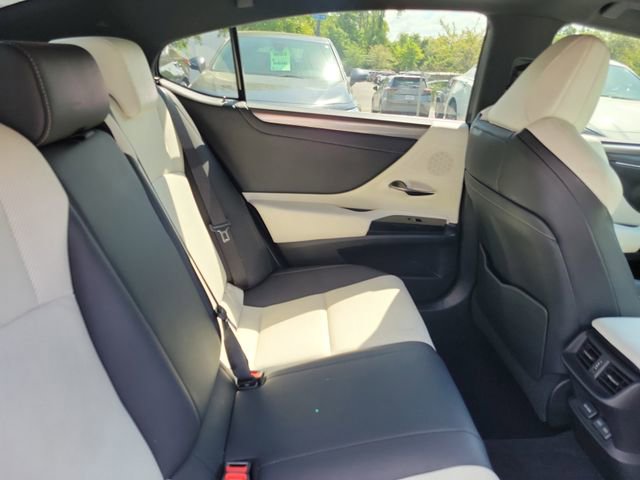 Used 2022 Lexus ES 300h F Sport FWD image 30
