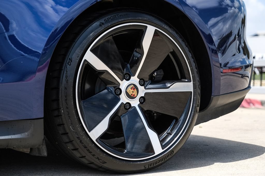 Used 2021 Porsche Taycan 4S w/ Premium Package AWD/4WD image 63