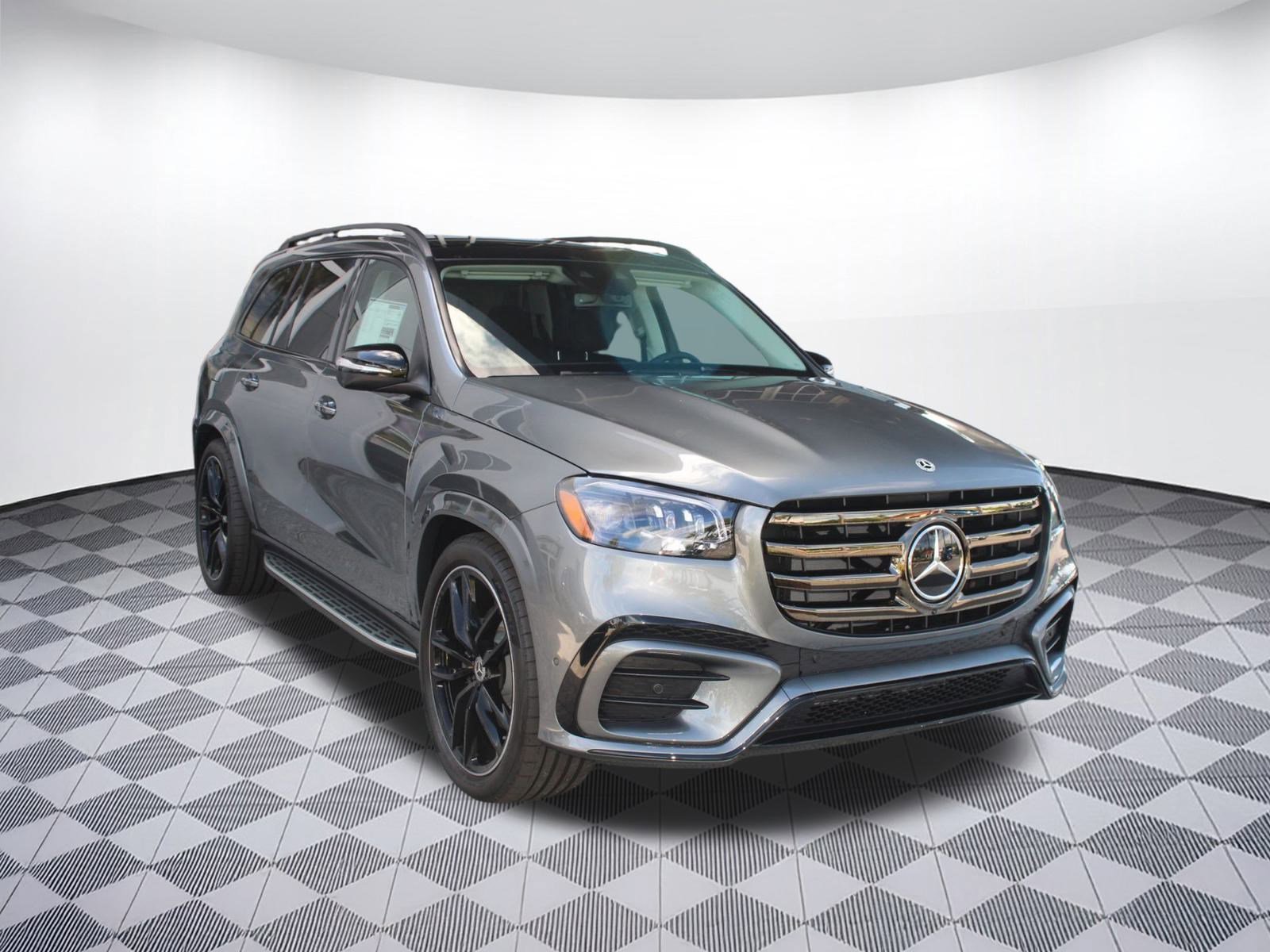New 2026 Mercedes-Benz GLS 450 4MATIC image 7