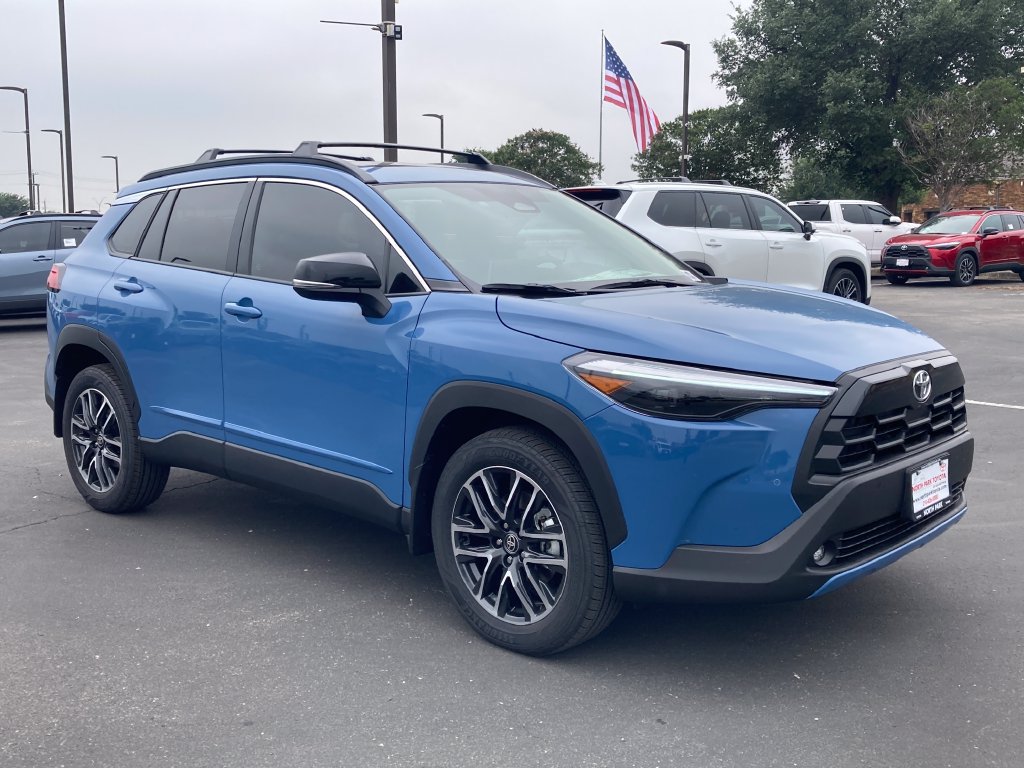 New 2026 Toyota Corolla Cross XLE FWD image 3