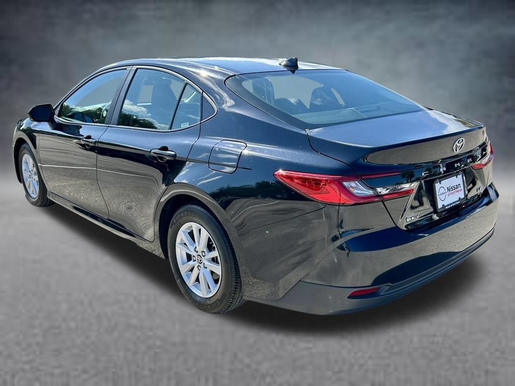 Used 2025 Toyota Camry LE FWD image 8