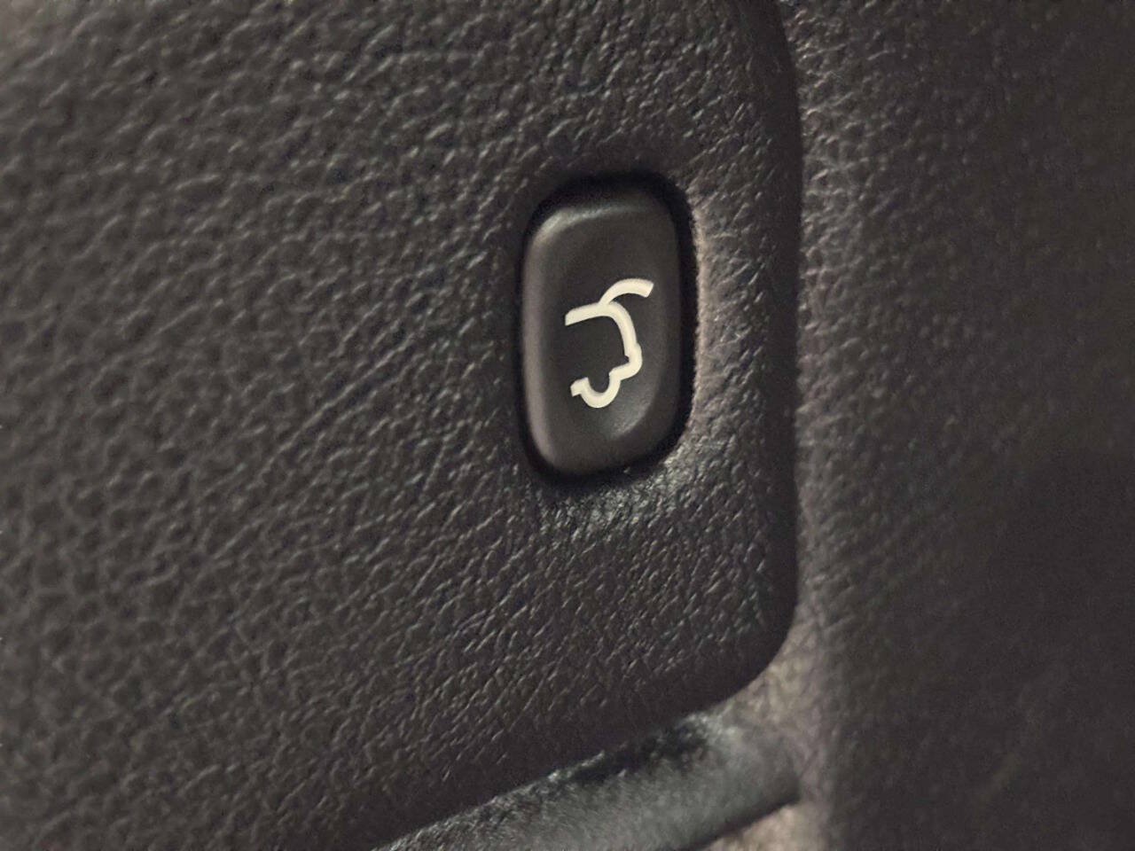 Used 2019 Jeep Grand Cherokee Limited w/ Luxury Group II AWD/4WD image 7