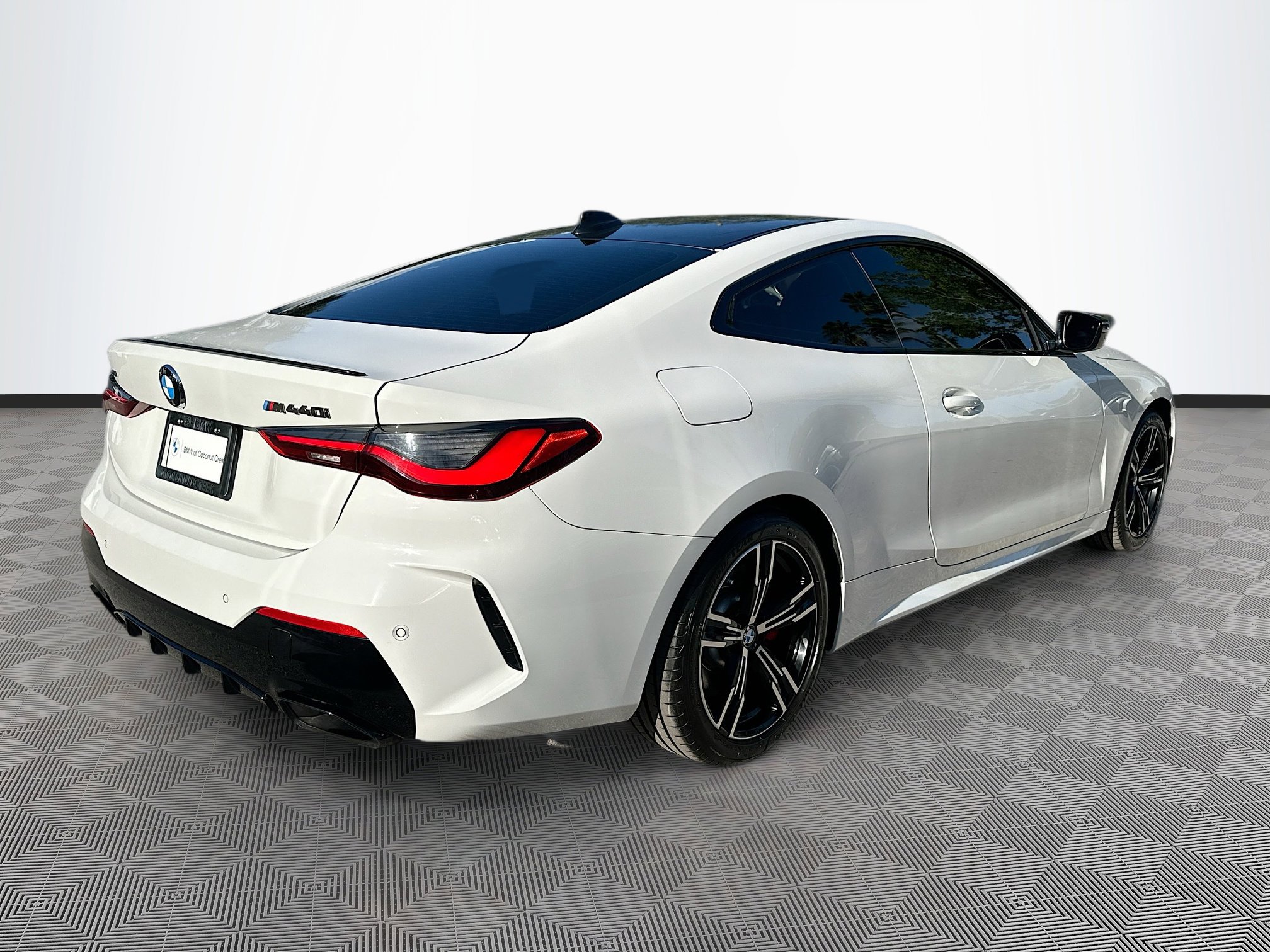 Used 2021 BMW 440i xDrive Coupe w/ Premium Package image 7