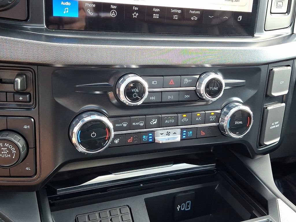 Used 2026 Ford F350 Platinum w/ Tremor Off-Road Package AWD/4WD image 16