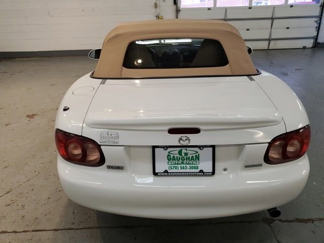 Used 2001 MAZDA MX-5 Miata image 35