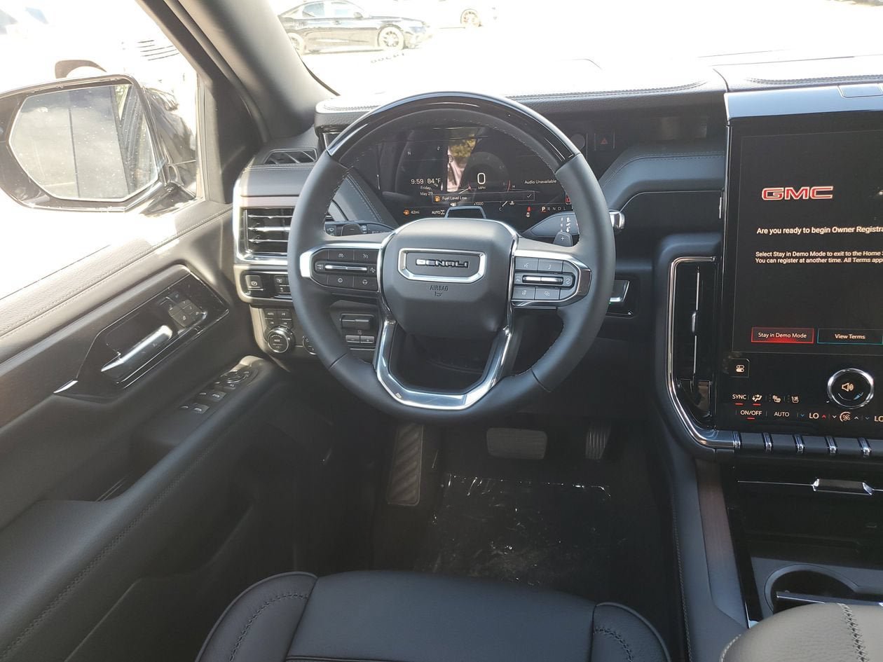 New 2026 GMC Yukon XL Denali w/ Denali Reserve Package AWD/4WD image 13