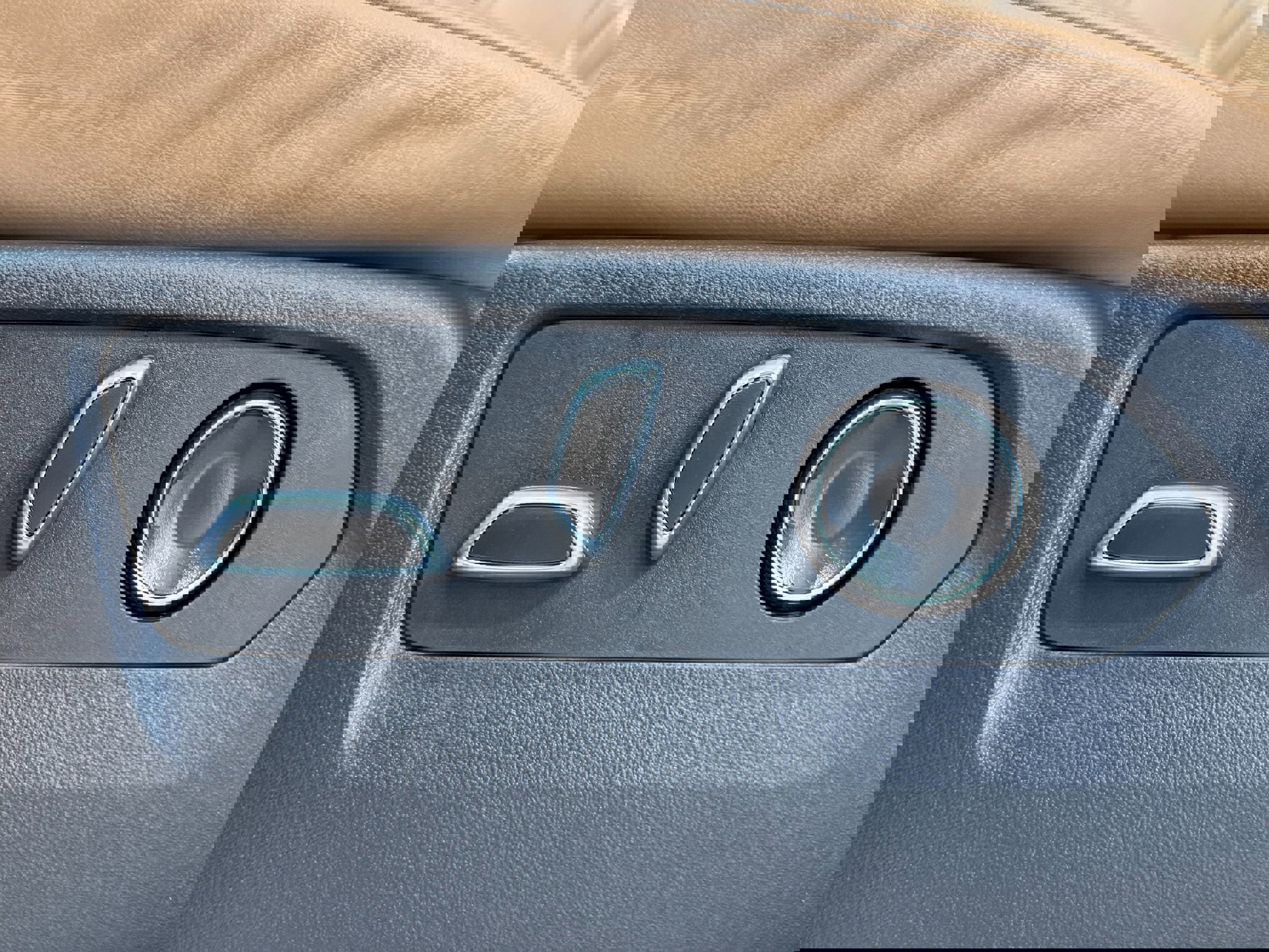 Used 2023 Cadillac Escalade Sport w/ Touring Package image 41