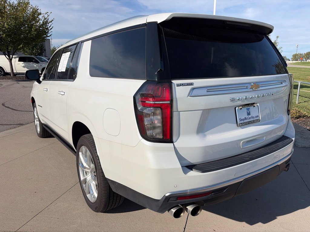 Used 2023 Chevrolet Suburban High Country w/ Premium Package 2 AWD/4WD image 15