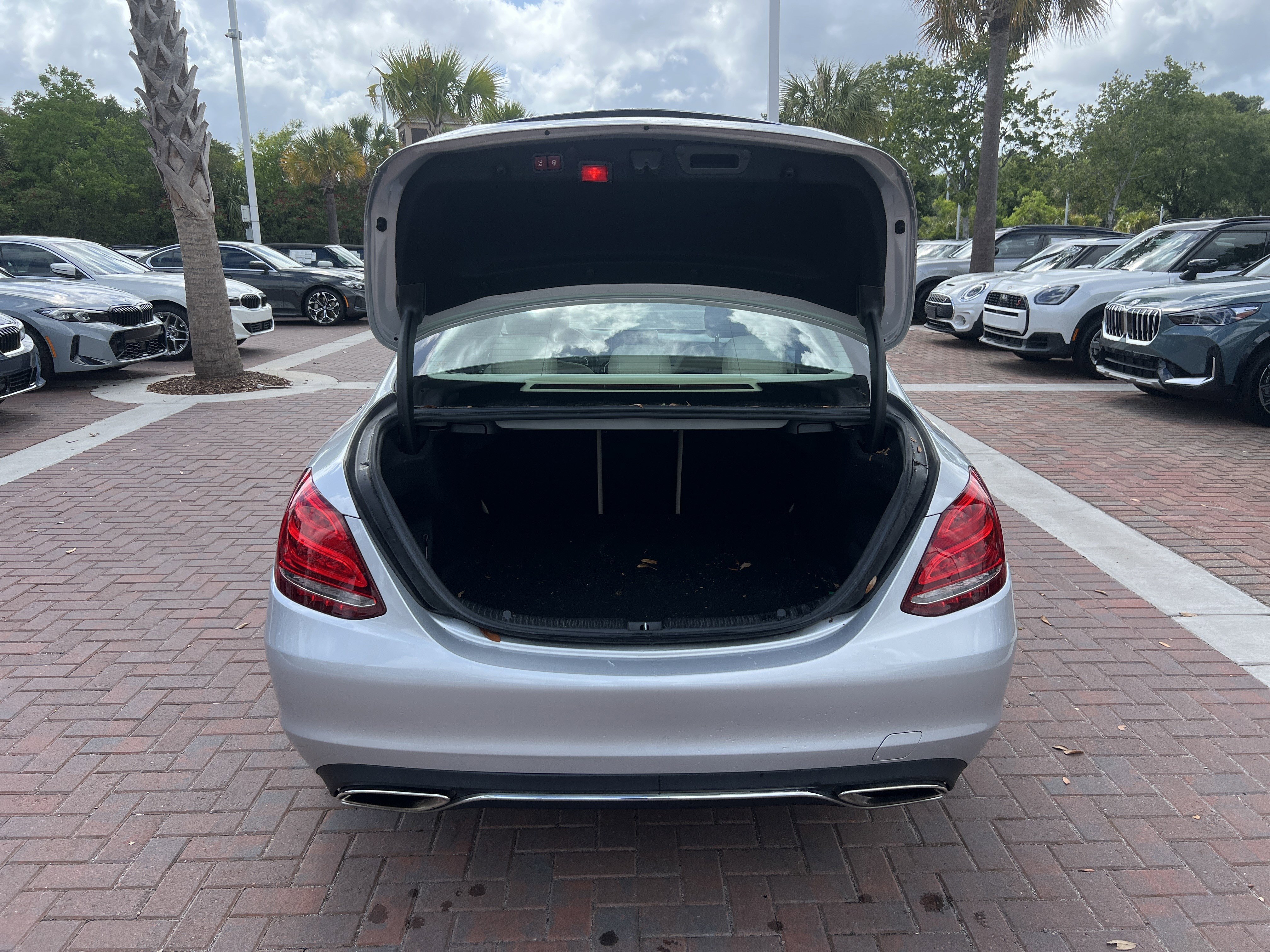 Used 2015 Mercedes-Benz C 300 Sedan image 32