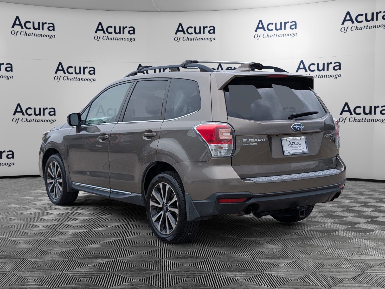 Used 2017 Subaru Forester 2.0XT Touring AWD/4WD image 7
