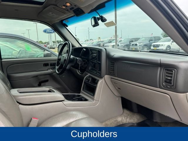 Used 2005 GMC Yukon SLT w/ SLT Preferred Equipment Group AWD/4WD image 25