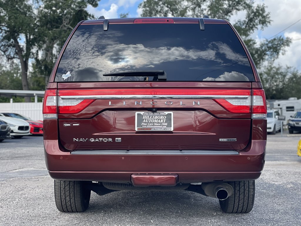 Used 2016 Lincoln Navigator L Reserve AWD/4WD image 10
