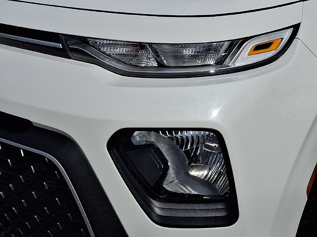 Used 2020 Kia Soul LX FWD image 9