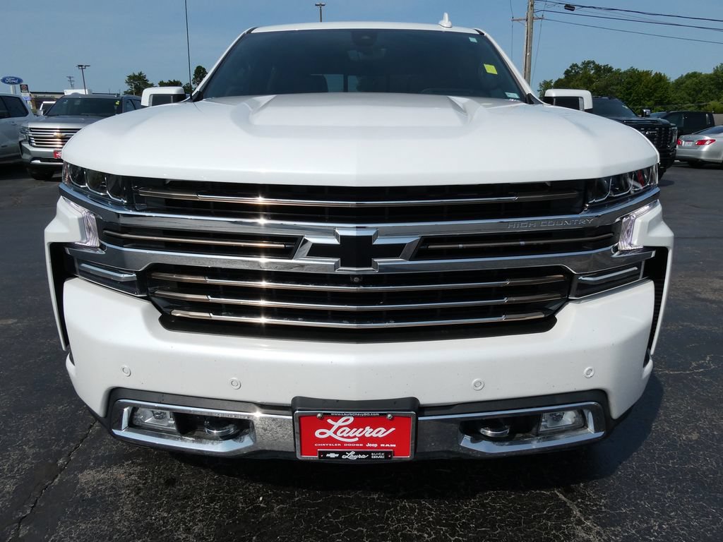 Used 2021 Chevrolet Silverado 1500 High Country w/ Technology Package AWD/4WD image 9