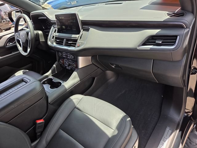 Certified 2024 Chevrolet Tahoe Z71 w/ Luxury Package AWD/4WD image 16