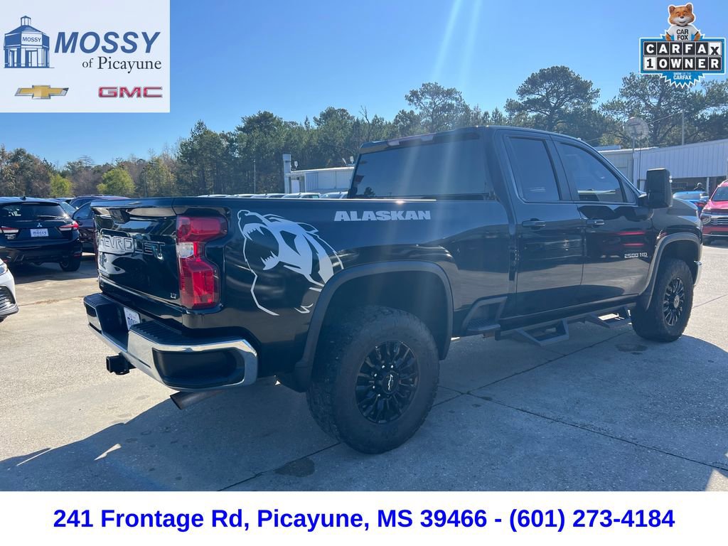 Used 2022 Chevrolet Silverado 2500 LT w/ Convenience Package image 6