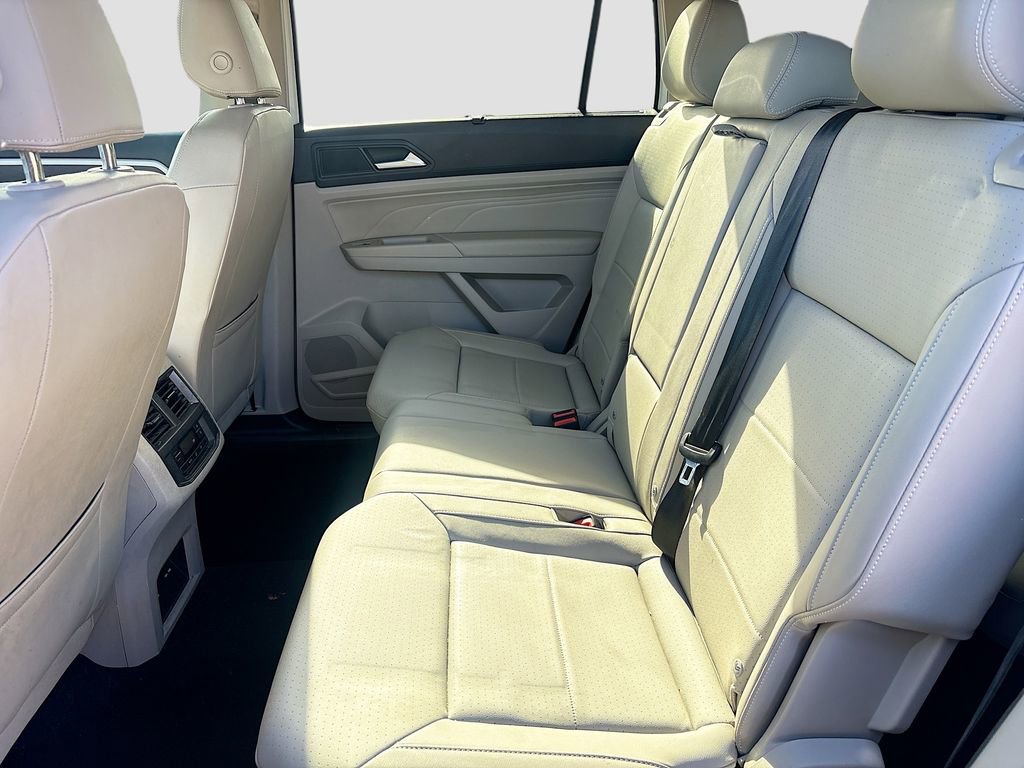 Used 2023 Volkswagen Atlas SE image 23