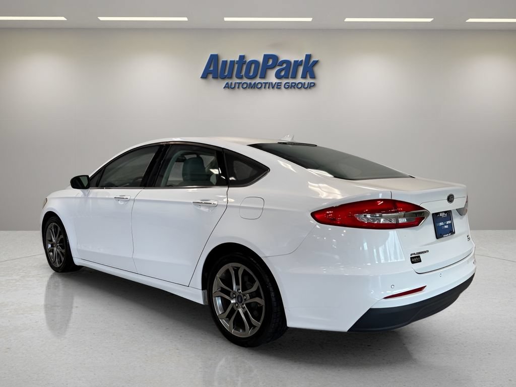 Used 2020 Ford Fusion SEL FWD image 5