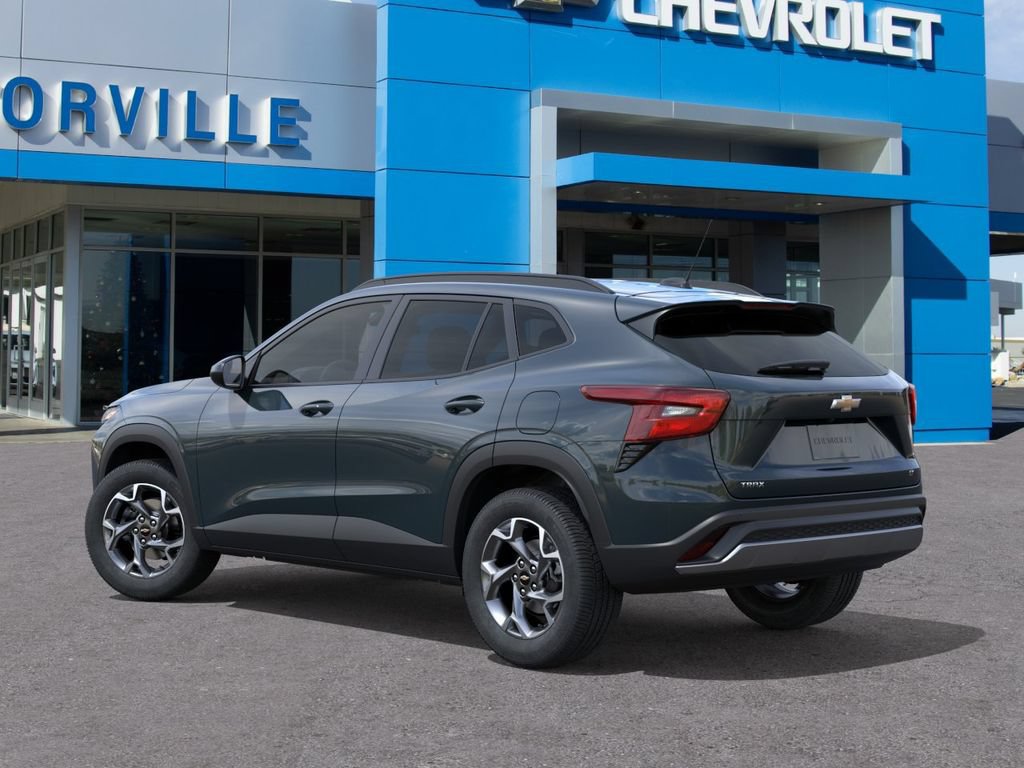 New 2026 Chevrolet Trax LT w/ Driver Confidence Package FWD image 3