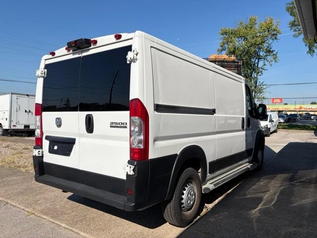 Used 2025 RAM ProMaster 2500 w/ U-Haul Equipment Group FWD image 5