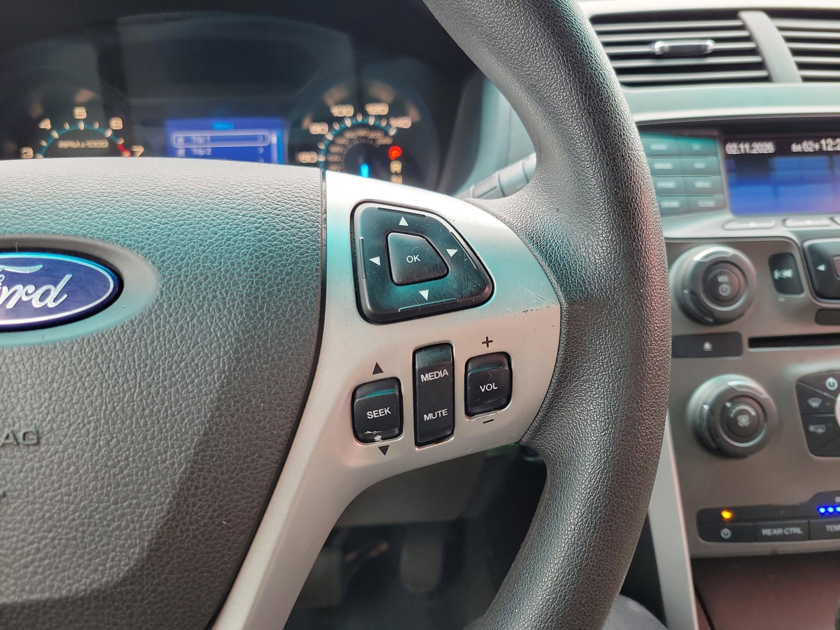 Used 2014 Ford Explorer FWD image 14