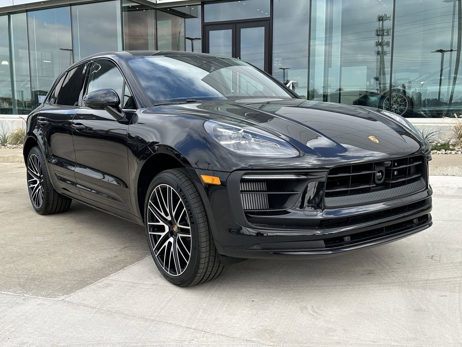 New 2026 Porsche Macan S AWD/4WD image 9