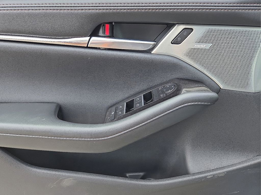 New 2025 MAZDA MAZDA3 2.5 Turbo Sedan w/Premium Plus image 19