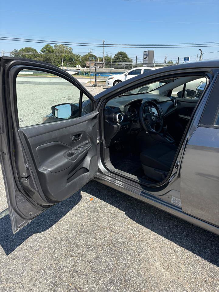 Used 2023 Nissan Versa S w/ Trunk Package FWD image 9