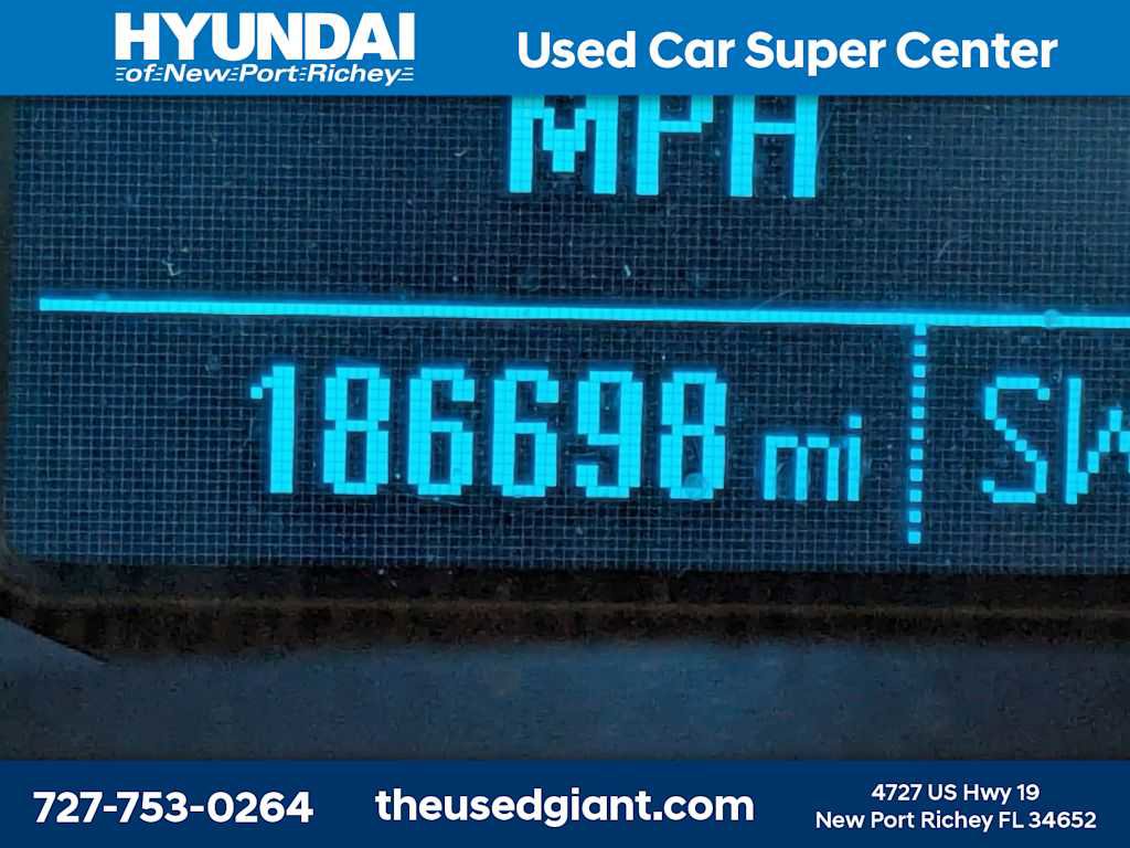 Used 2014 Chevrolet Cruze LS image 25