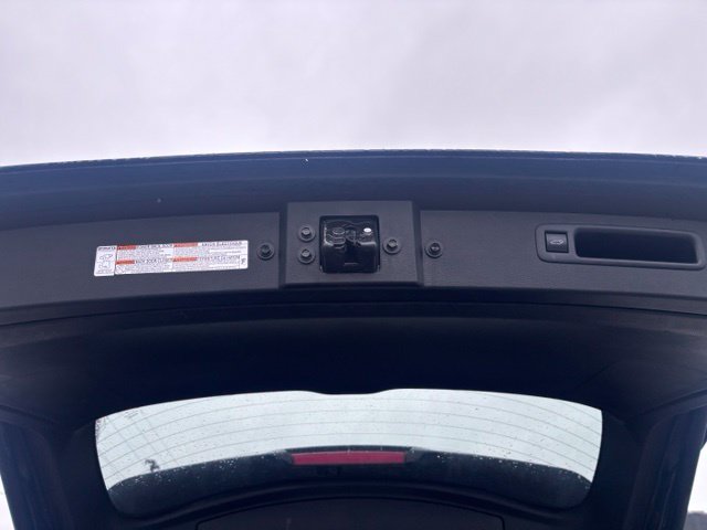 Used 2021 Toyota Highlander XLE AWD/4WD image 45