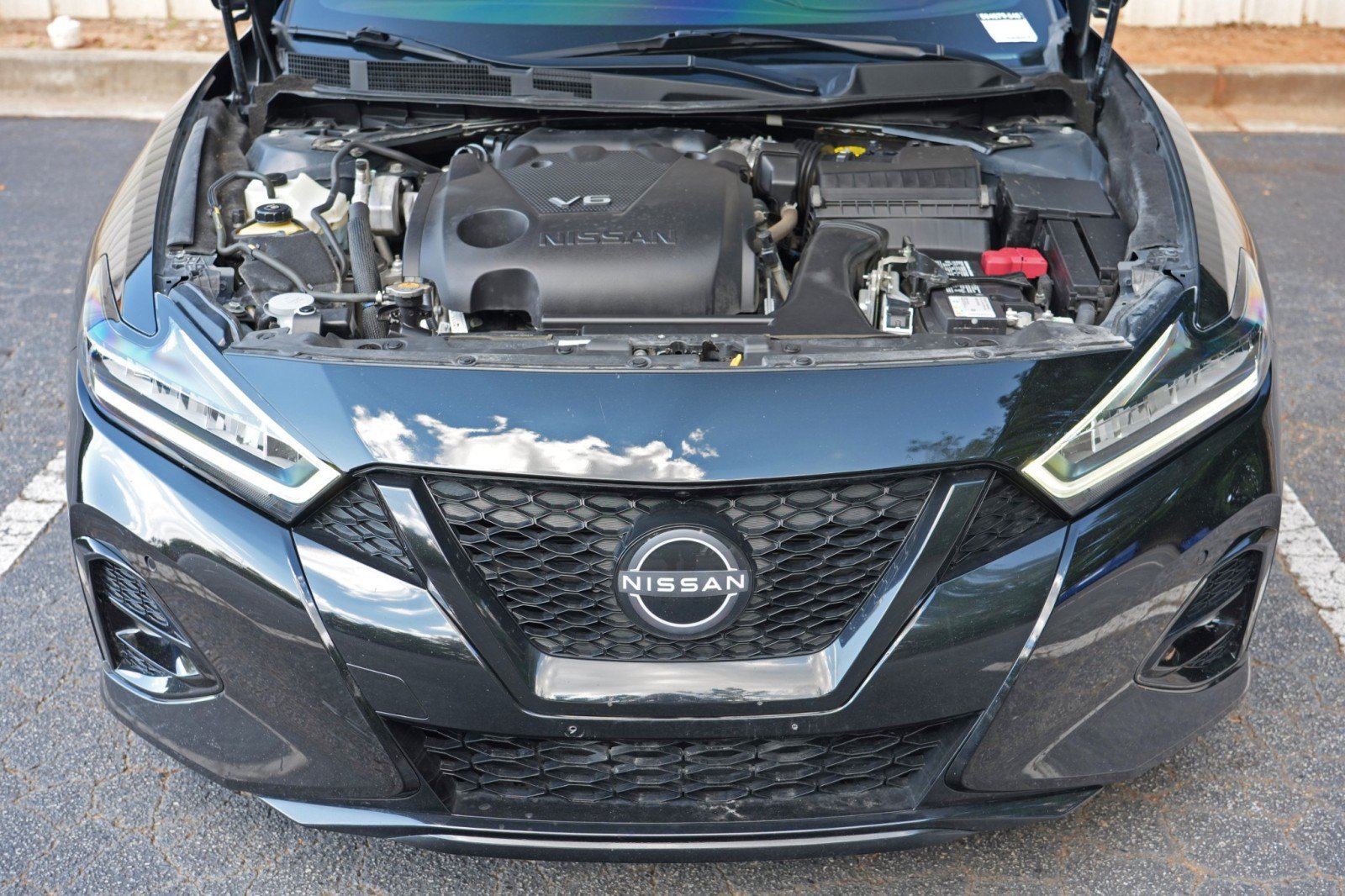 Used 2023 Nissan Maxima SR w/ Sport Mat Group FWD image 7
