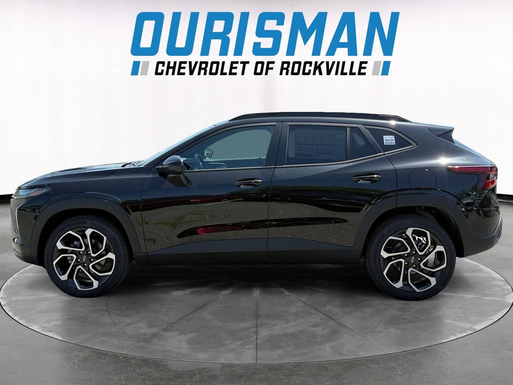 New 2026 Chevrolet Trax RS w/ Sunroof Package FWD image 3
