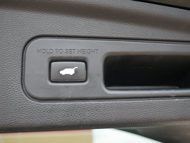 Used 2022 Acura MDX SH-AWD image 11