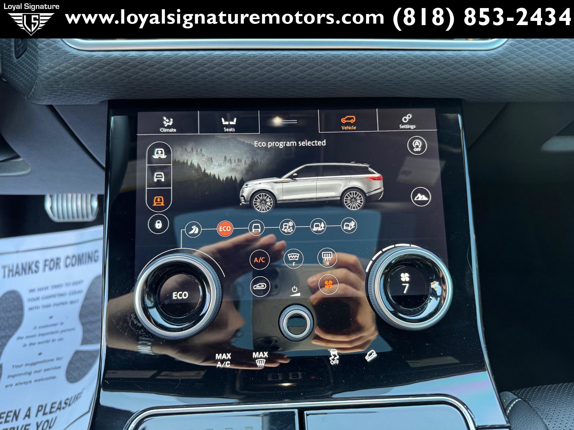 Used 2018 Land Rover Range Rover Velar R-Dynamic SE image 26