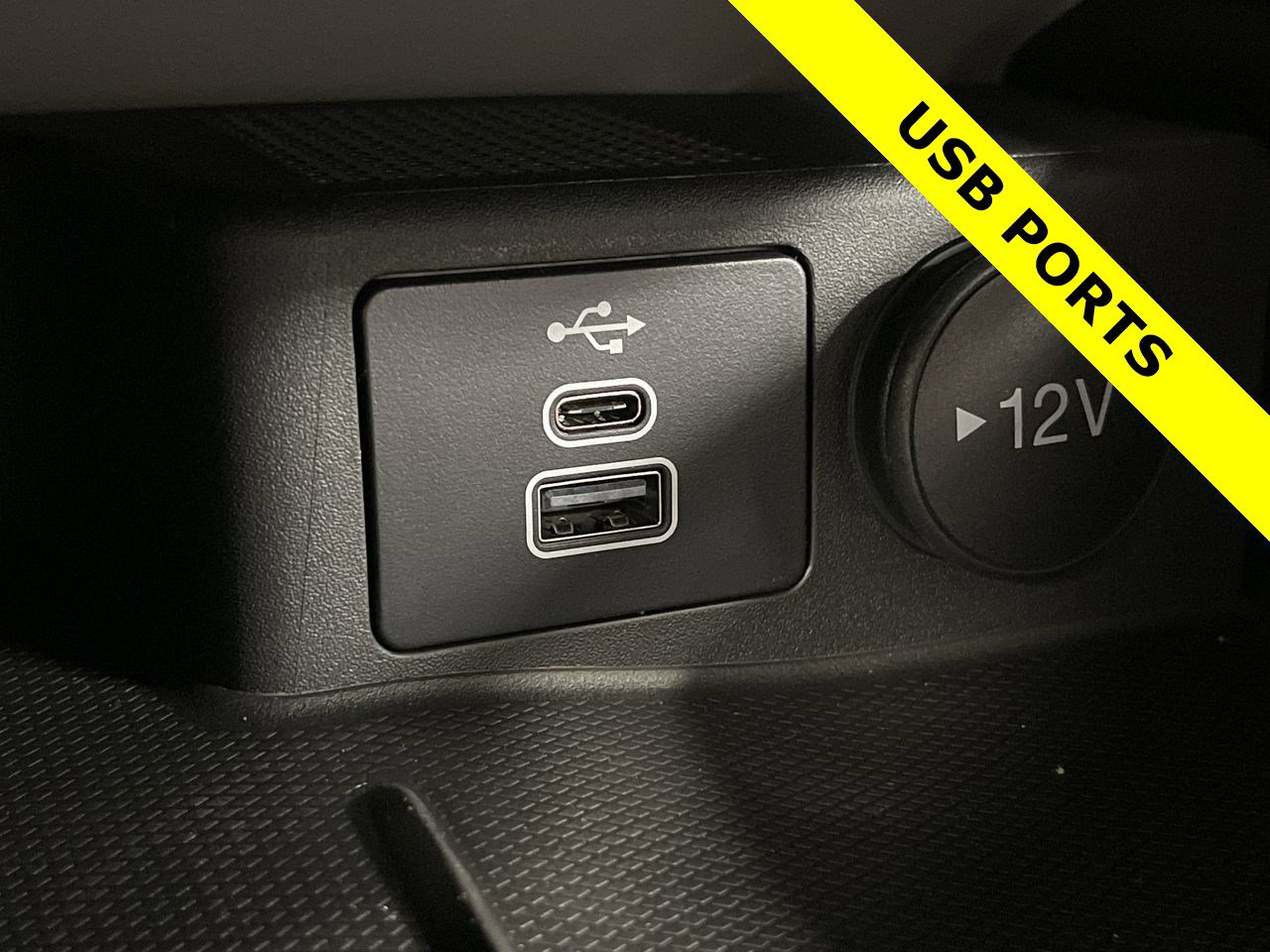 New 2025 Ford Escape SE w/ Class II Trailer Tow Package image 36
