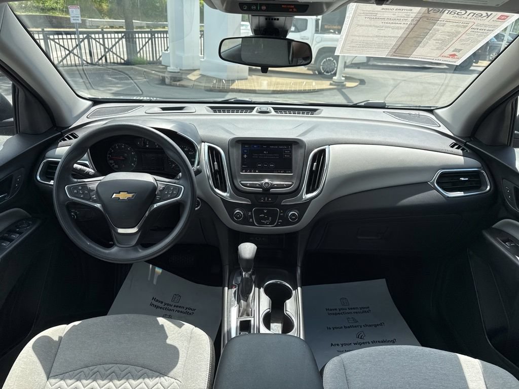 Used 2023 Chevrolet Equinox LS AWD/4WD image 17