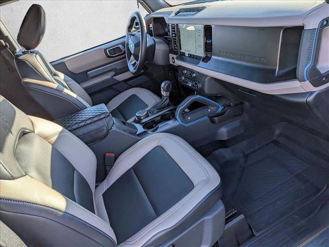 Used 2023 Ford Bronco Wildtrak image 21