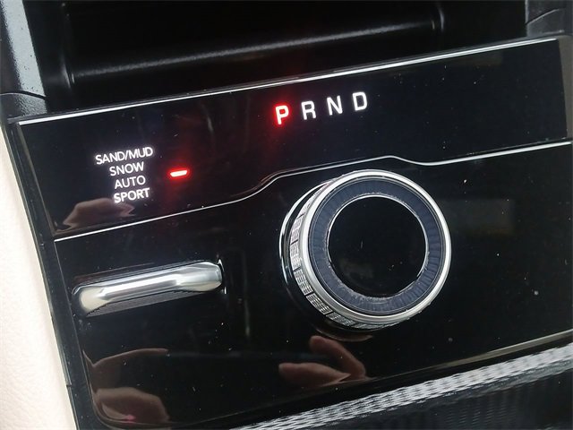 Used 2024 Jeep Grand Cherokee L Limited w/ Black Appearance Package image 20