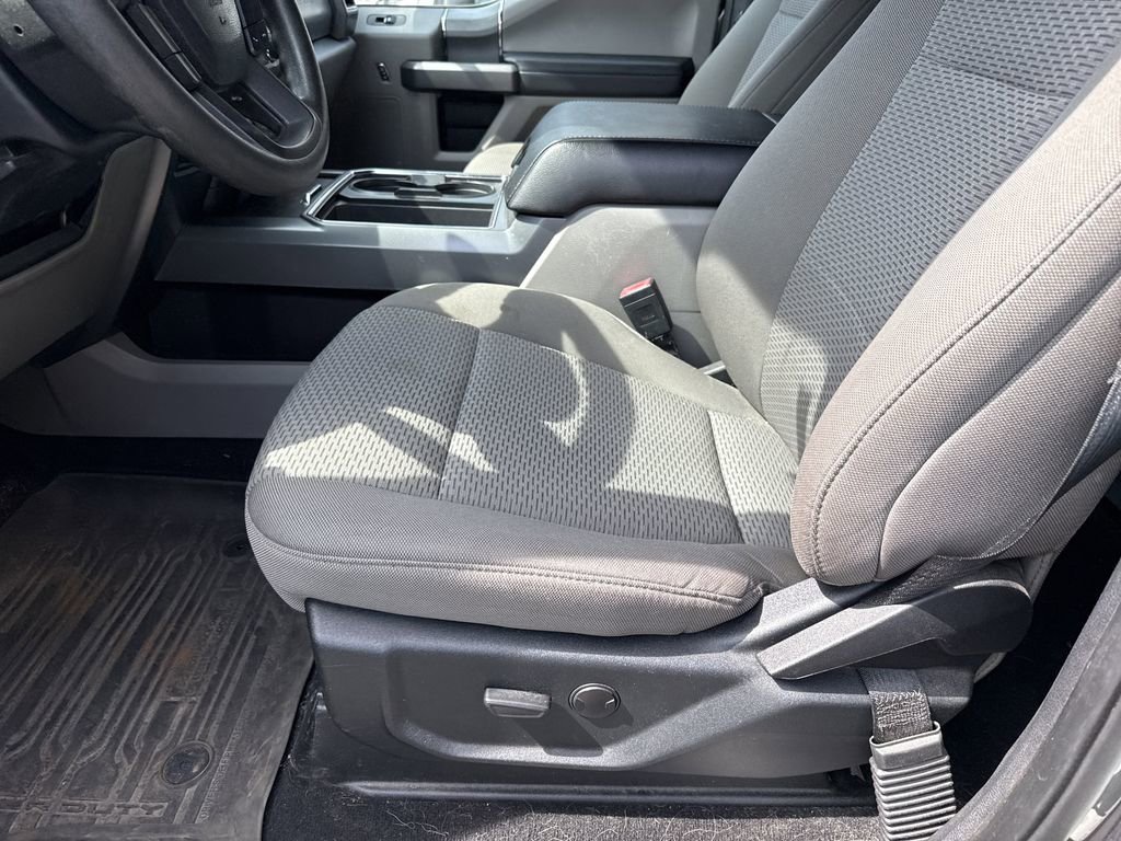 Used 2020 Ford F350 XLT w/ XLT Premium Package image 13