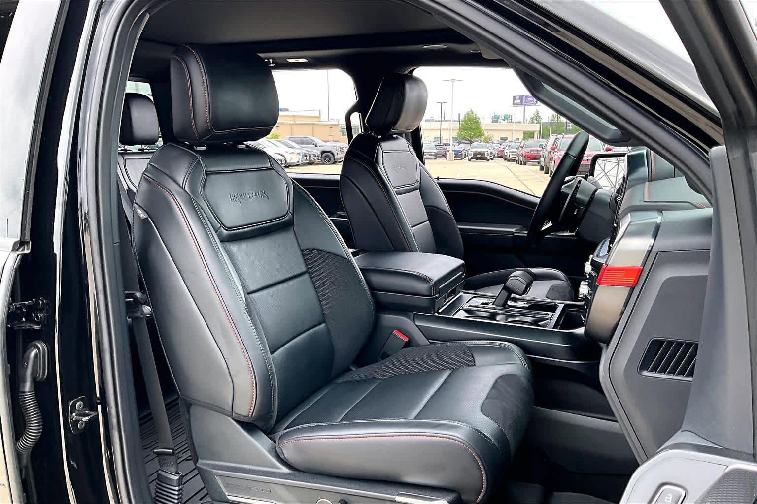Used 2025 Ford F150 Raptor AWD/4WD image 9