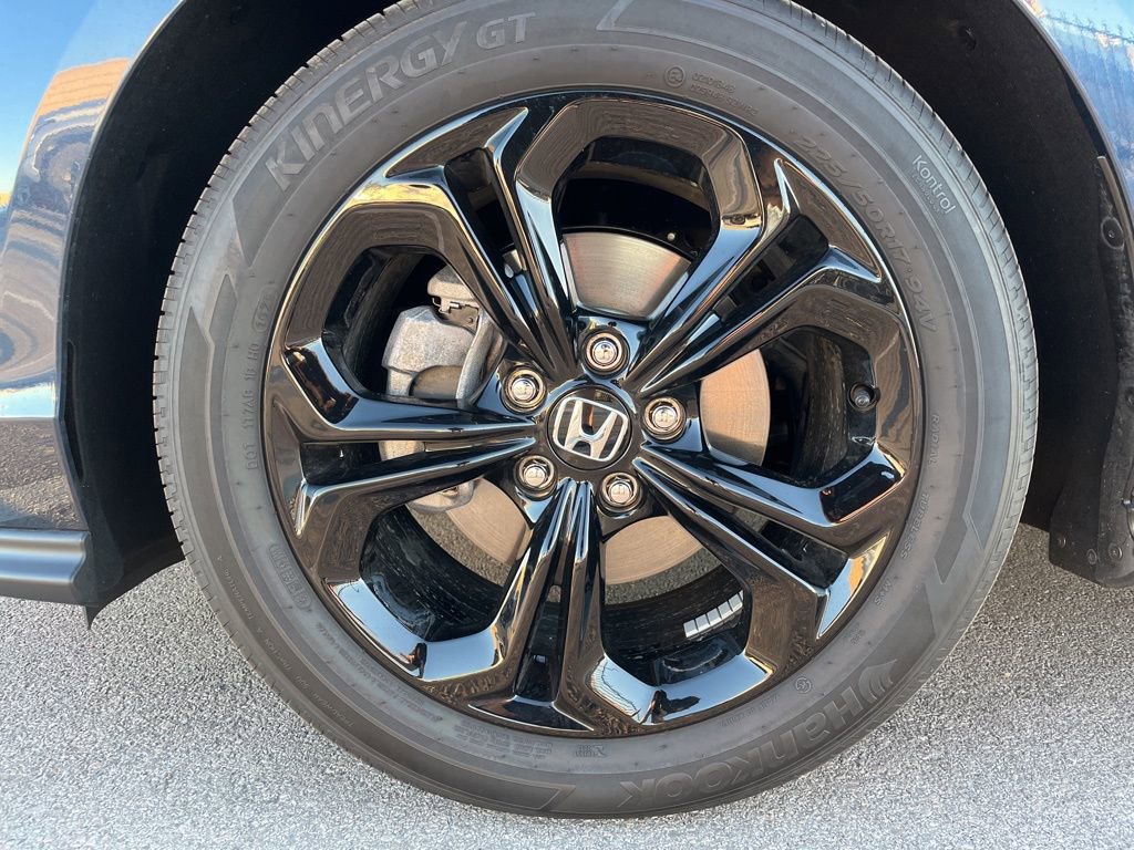 Certified 2025 Honda Accord SE image 11