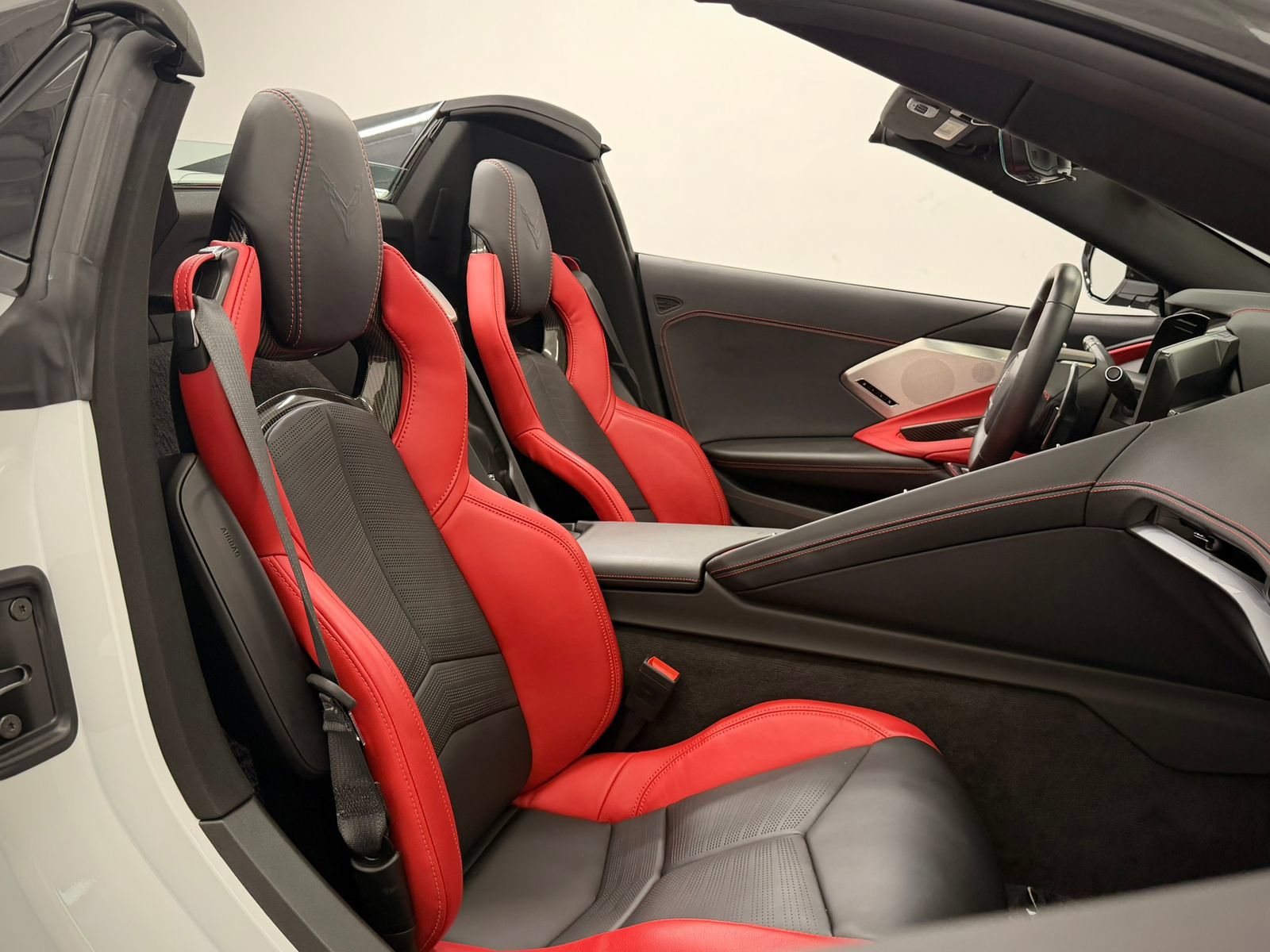 Used 2022 Chevrolet Corvette Stingray Preferred Conv w/ Z51 Performance Package RWD image 23