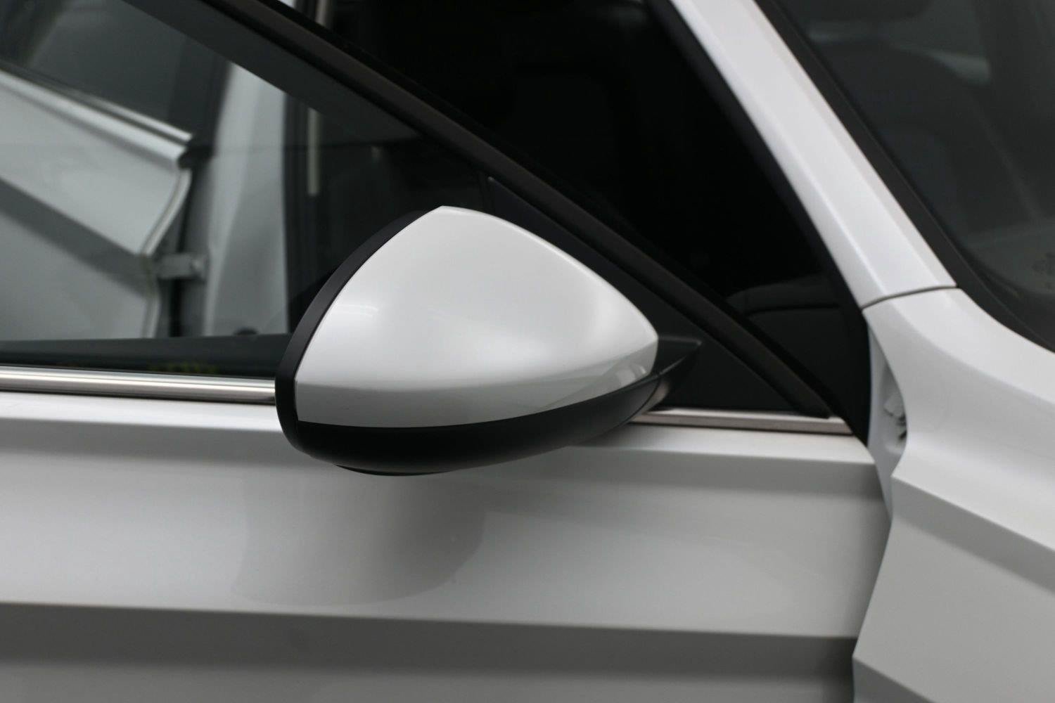 Used 2023 Volkswagen Jetta SE w/ Panoramic Sunroof Package FWD image 16