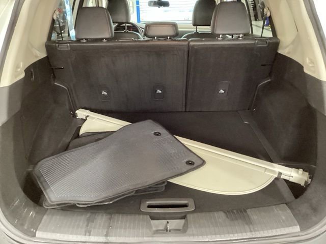 Used 2021 Nissan Rogue SV w/ Premium Package image 18