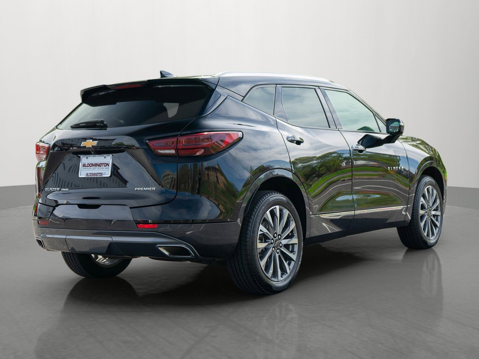 Used 2024 Chevrolet Blazer Premier AWD/4WD image 7