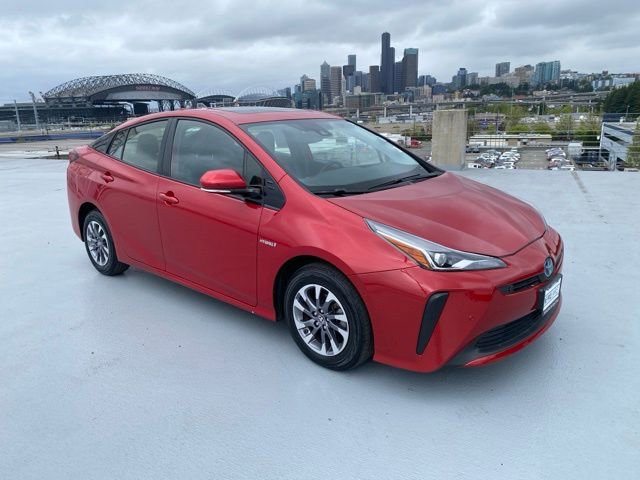 Used 2019 Toyota Prius XLE w/ Premium Convenience Package FWD image 28