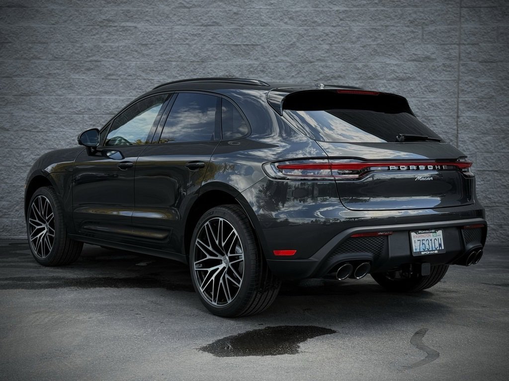 New 2025 Porsche Macan image 3
