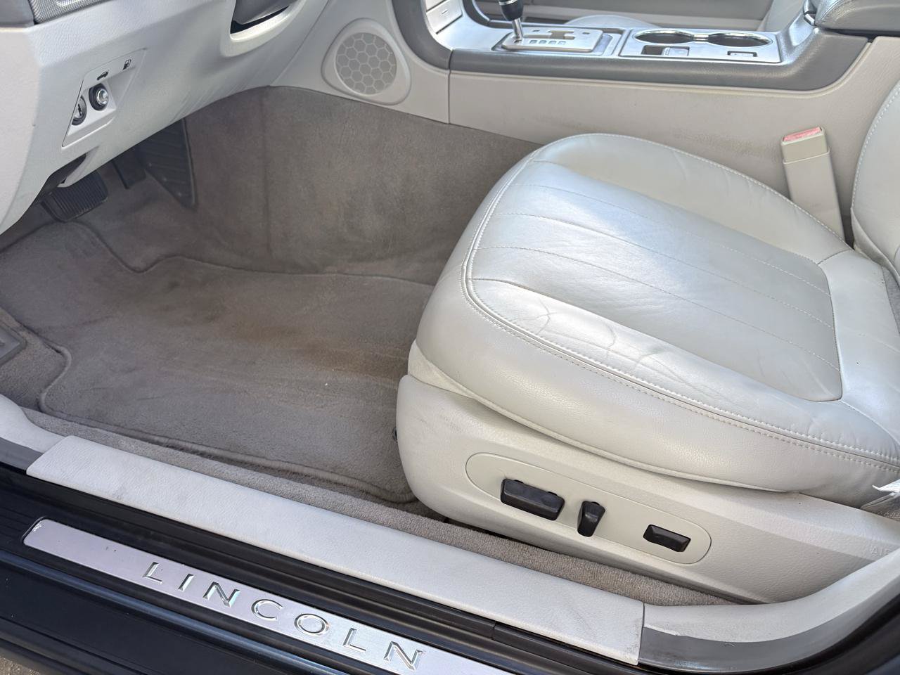 Used 2005 Lincoln LS RWD image 21