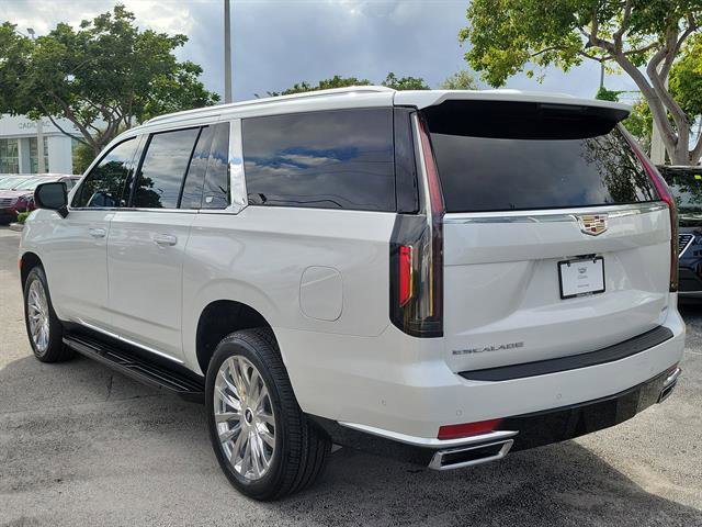 Certified 2023 Cadillac Escalade ESV Premium Luxury image 3