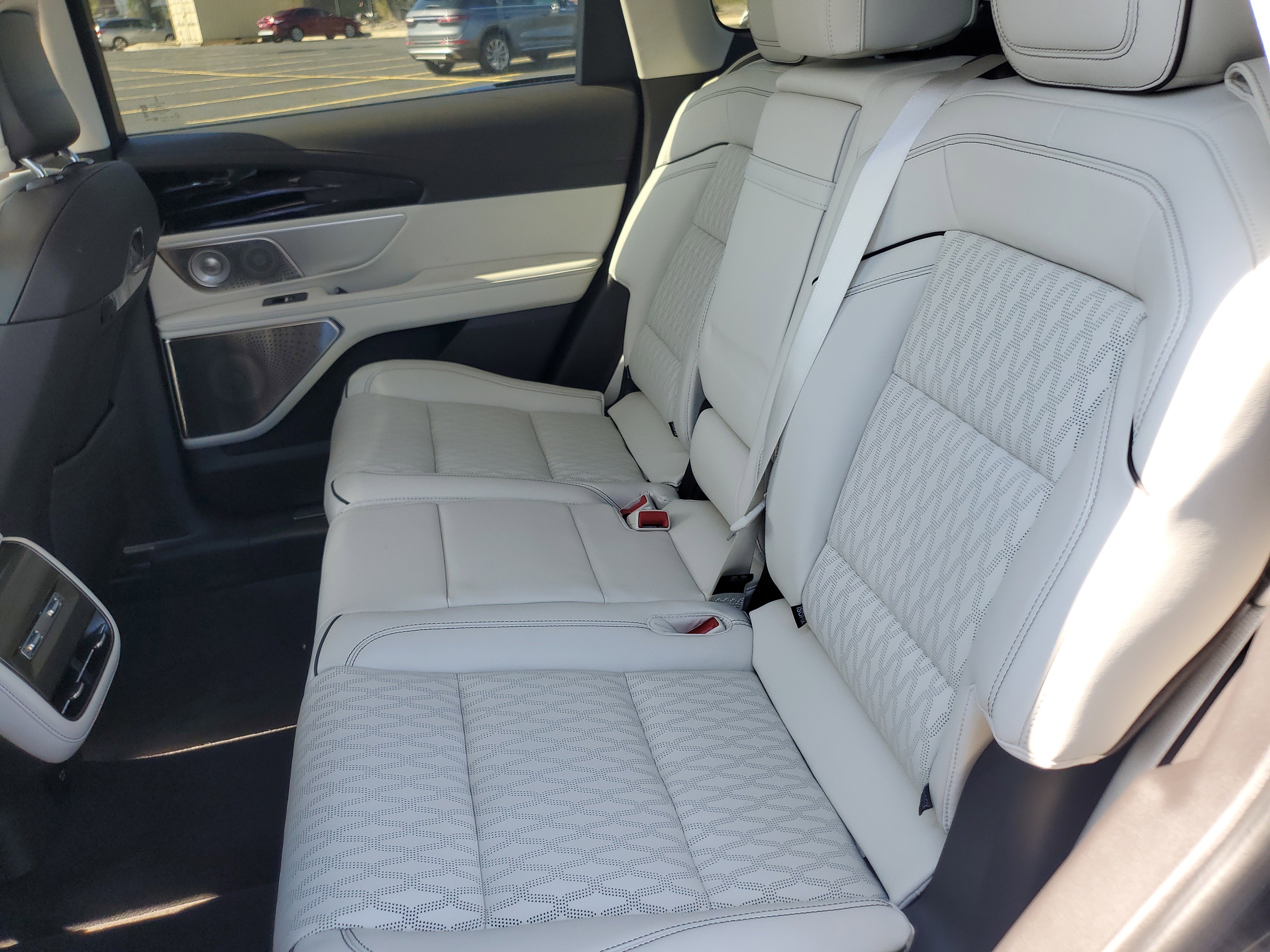 New 2025 Lincoln Nautilus Black Label image 29